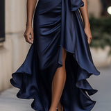 Karolína | Saténové šaty s volánky a halter výstřihem